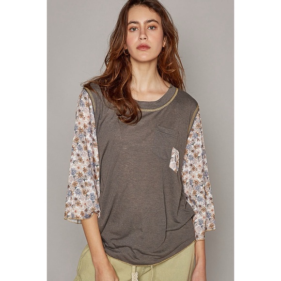 POL Charcoal Slub Knit Floral Sleeve Top - Picture 6 of 8
